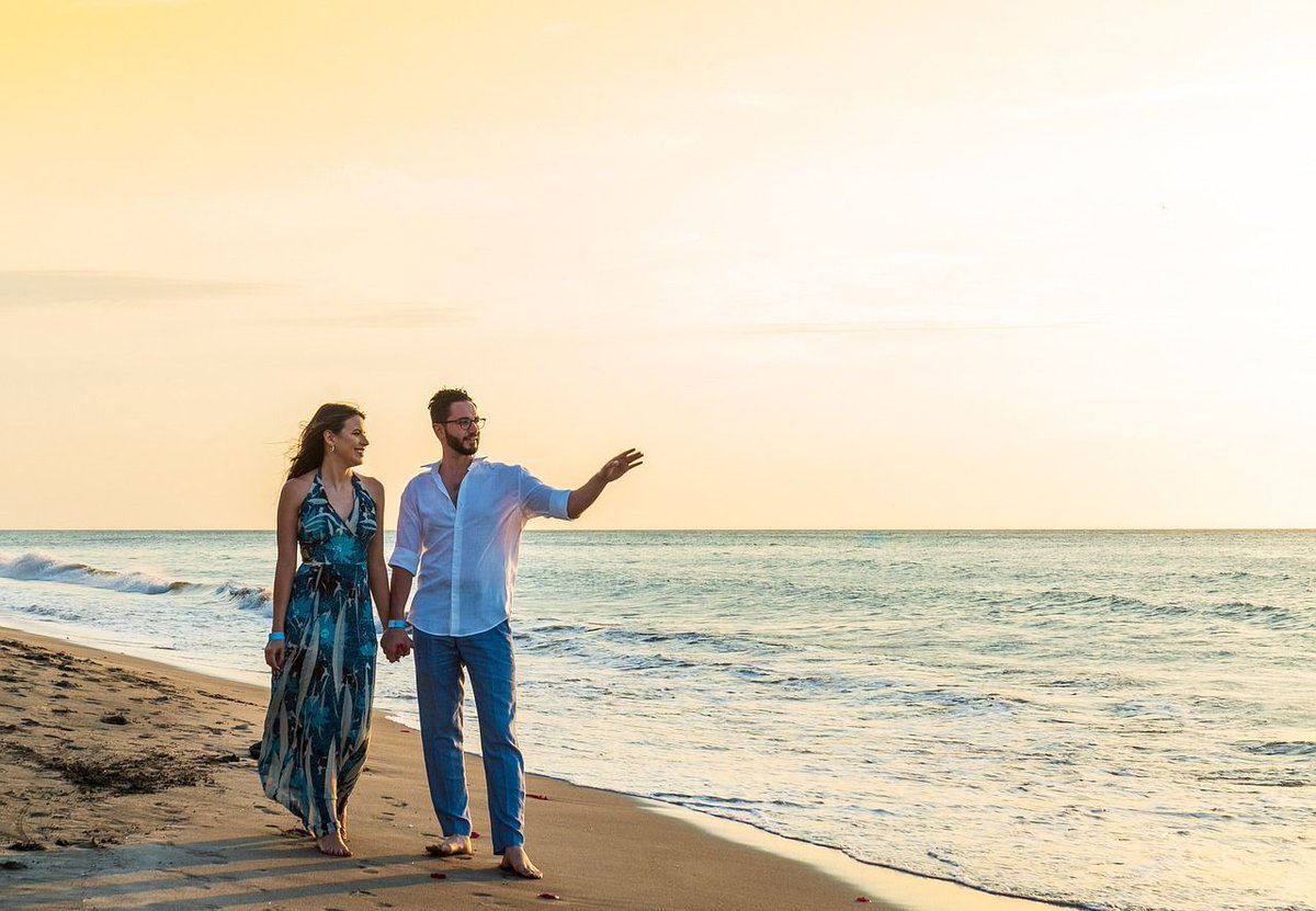 absolicitors's tweet image. 📢 Britain Considers Banning First-Cousin Marriages ⚖️

The UK is debating a potential ban on first-cousin marriages—a move that could have major legal and cultural implications. 🔗 Read more: buff.ly/4jFMcI6 

#UKLaw #MarriageDebate #LegalChanges