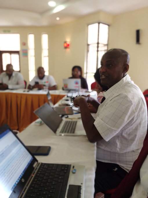 Ibrahim Abdalla, Pacida's partnership coordinator defending the consortium's outcomes to its partners, attempting to tackle intractable difficulties, as well as unforeseen developmental and social hurdles in realizing their outcomes.
#WeAreVCA
#ClimateChangeStories