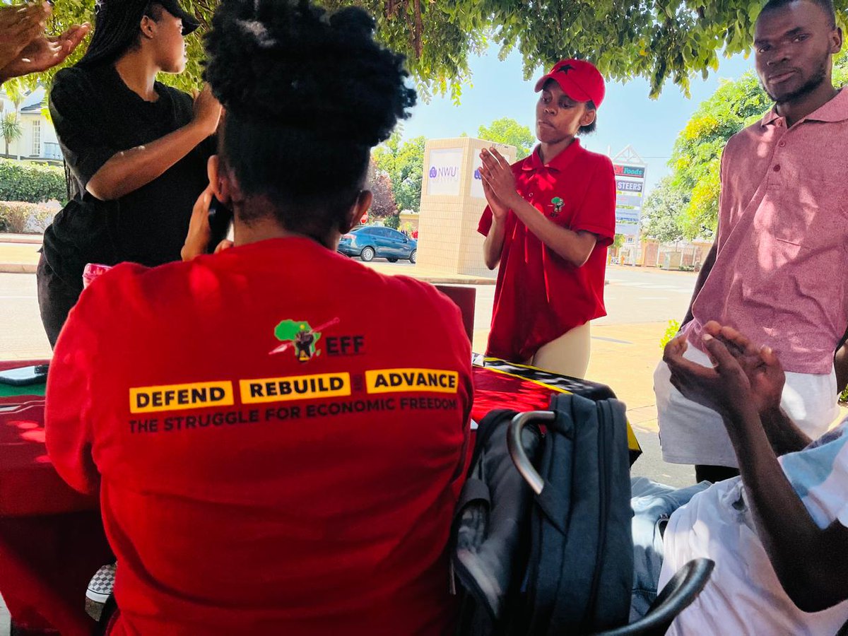 EFFSCNWUPOTCH's tweet photo. ♦️Happening Now♦️

Economic Freedom Fighters at NWU-POTCH, on day 12 of the SizofundaNgenkani Campaign. 

#sizofundangenkani2025 https://t.co/bBoD3OO5bJ