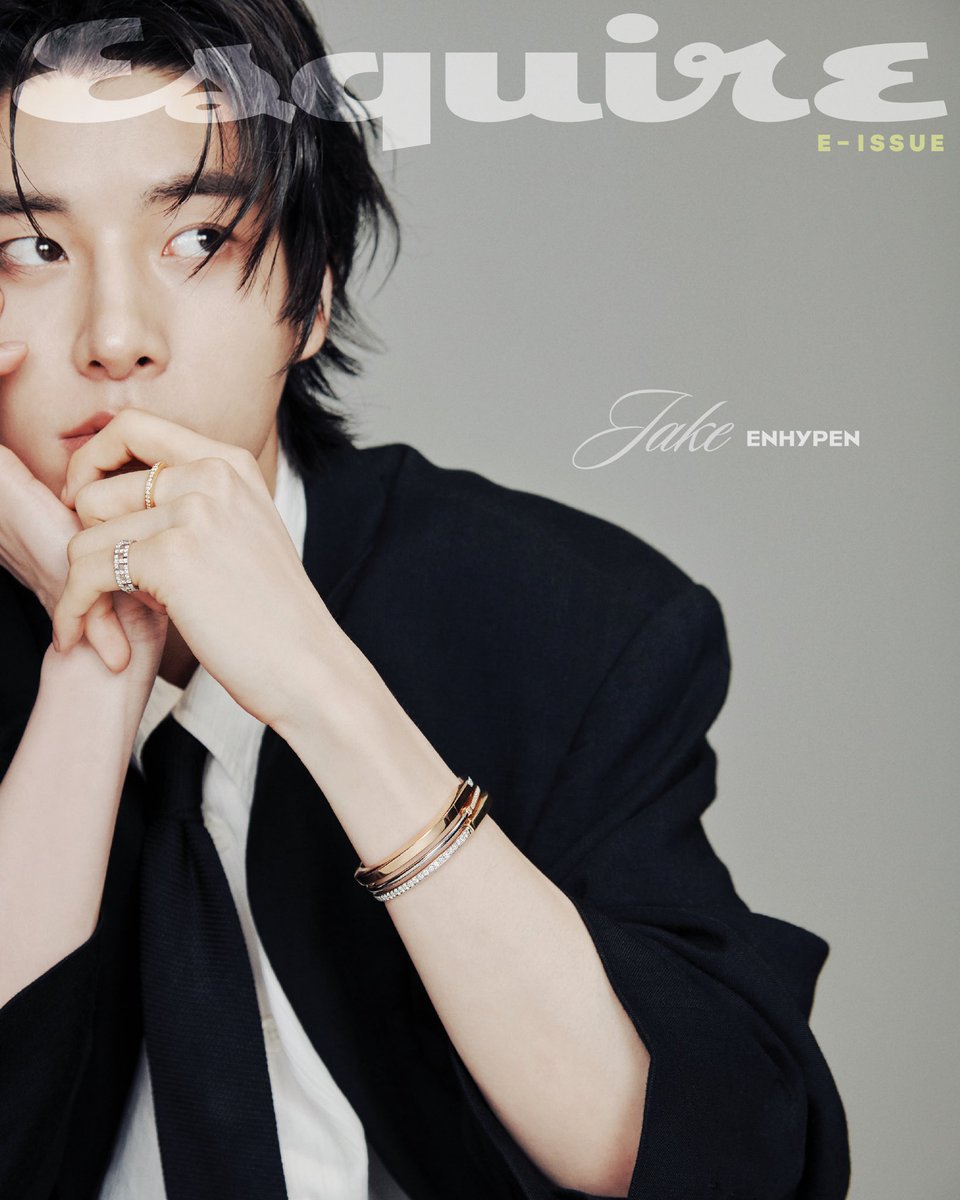 ESQUIRE Korea tweet media