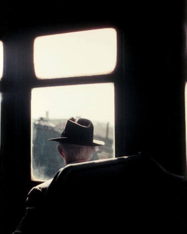 sylvie_longeron's tweet photo. Saul Leiter, Pennysylvania 1948 https://t.co/PHGLuFoBDO