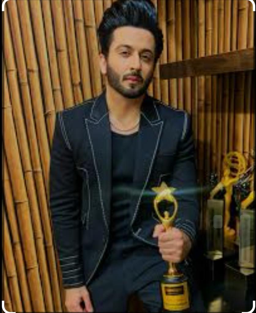Sd_ddams's tweet photo. Wishing to see him holding #BestActorAward2024 this year for his role #Subhaan 🤞🤞🤞🤲🤲🤲in #IconicGoldAward2025 ♥️🤞🤲🧿
#Dheerajdhoopar @DheerajDhoopar https://t.co/ecShPjTcvc