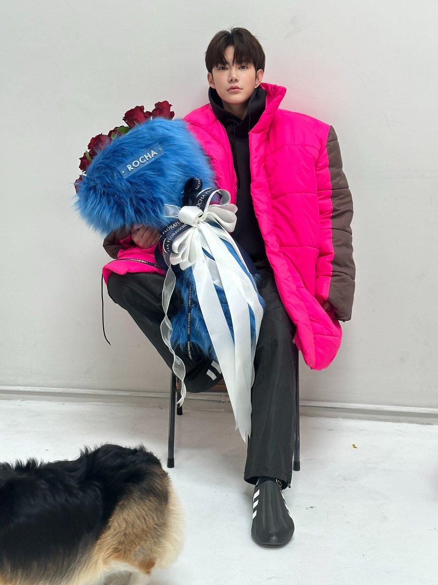 tiNa suppanad tweet media