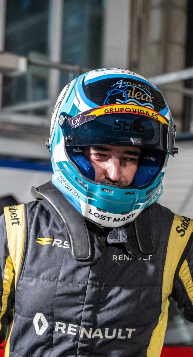 mikigm23's tweet photo. GSeries del @circuit_andorra en la Clío Ice Trophy @renaultclioseries 
✅experiencia inolvidable, volveremos seguro 😏
Coche y terreno nuevo para mi, muy diferente y peculiar. 
Una carrera atípica donde casi todo es al revés, adaptarse al coche, al hielo era lo más importante! https://t.co/JZuQAHOpCx