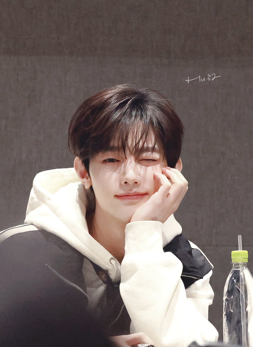 250202 SONYMUSIC サイン会 PREZENT

😙😌😉

#ZEROBASEONE #ZB1 #제로베이스원
#장하오 #ZHANGHAO #ジャンハオ