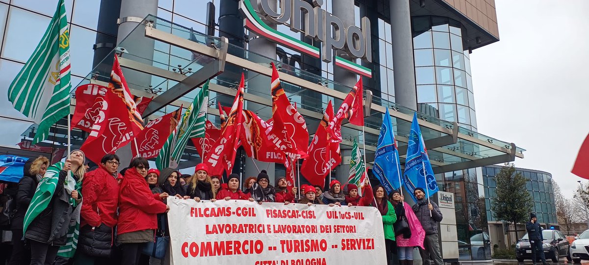 FilcamscgilB's tweet photo. La lotta delle Lavoratrici e dei Lavoratori di Unisalute e Servizi continua con ulteriori 2 giorni di sciopero!!!! 

I dipendenti chiedono pari dignità, parità di trattamento e l'apertura di un tavolo di confronto costruttivo in merito al Cia Nazionale!

https://t.co/RPEwMmpzQw https://t.co/Ws5fCRG3nY