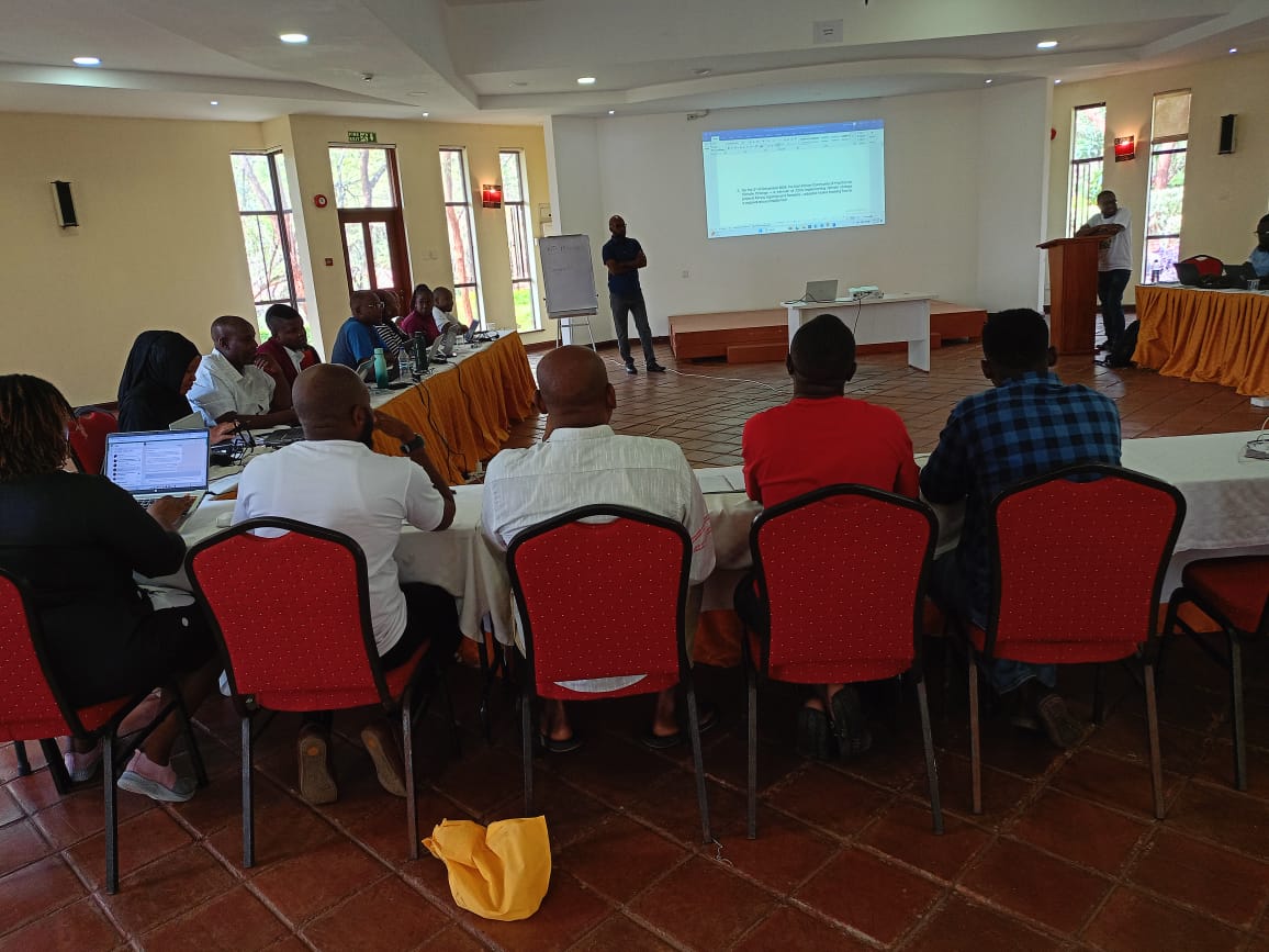 Too often, we track what we do but not what changes.  Outcome Harvesting helps climate initiatives measure real shifts in policy, behavior, and ecosystems. Let’s measure what truly matters! #ClimateImpact #weareVCA