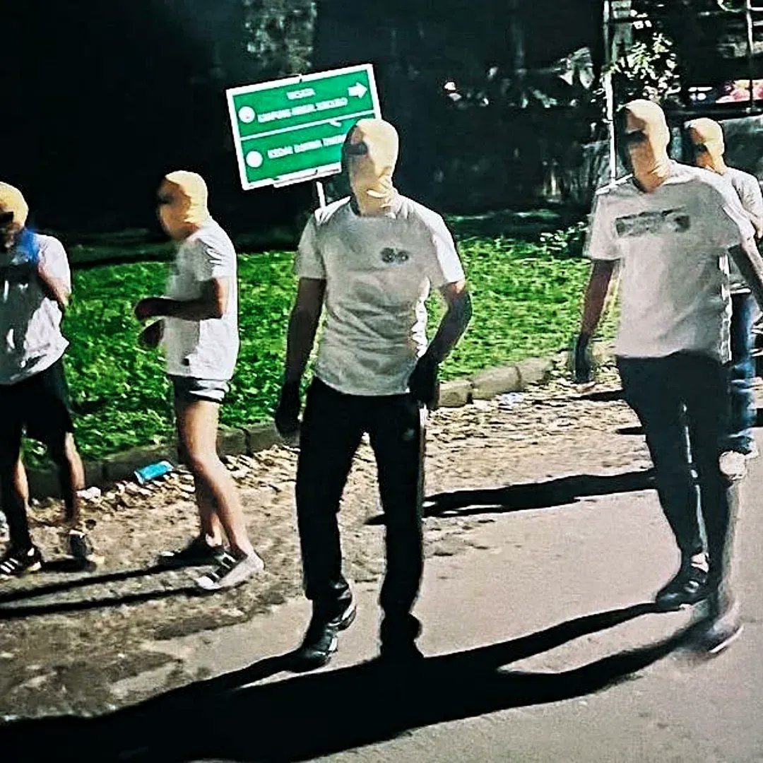 🇮🇩🥊 Bonek Youth Persebaya last saturday on location waiting for Arema. Agreed was a 5 vs 5 , but Arema didnt show up.