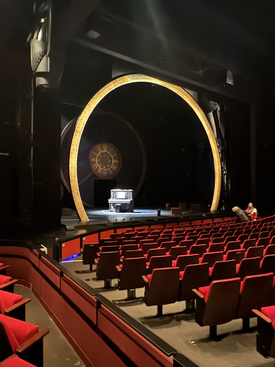 simon_pizzey's tweet image. It was excellent to experience The Lion, The Witch, and The Wardrobe at @CurveLeicester yesterday evening. It was a brilliant performance.