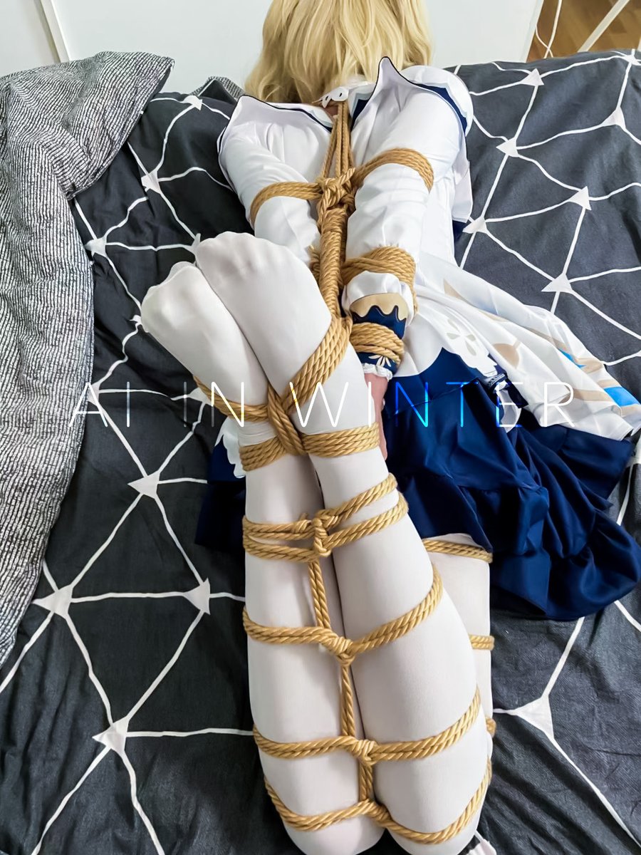 “芭芭拉，冲呀！诶……不是手冲的冲啦……”
#芭芭拉 #Genshinlmpact #Barbara #バーバラ

👤 <a href="/AiinWinter/">冬夜独行的小爱一枚</a>    🪢 <a href="/YZH19961/">七寸光年。</a>