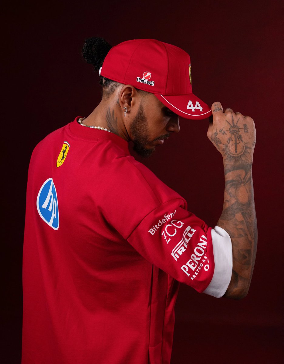 fiagirly's tweet photo. 🚨 | Lewis Hamilton’s Scuderia Ferrari HP 2025 baseball cap now available for pre-order!

🔗 https://t.co/fsxXvKwqaq https://t.co/gcUgk7UYCL