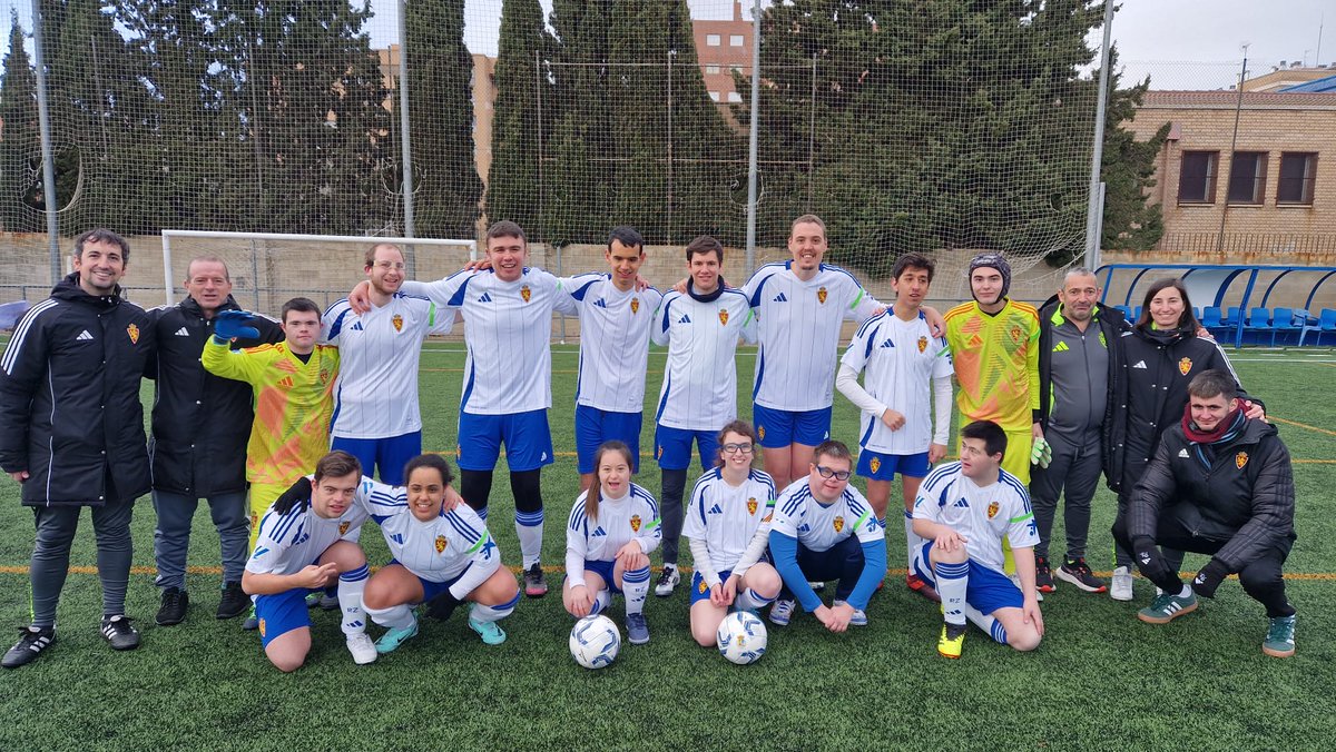 futbolaragon's tweet photo. #RFAF DíA MUNDIAL CONTRA EL CÁNCER 

💚 Nuestros equipos lucieron el 𝒃𝒓𝒂𝒛𝒂𝒍𝒆𝒕𝒆 𝒅𝒆 𝒍𝒂 𝒆𝒔𝒑𝒆𝒓𝒂𝒏𝒛𝒂 el fin de semana pasado con motivo del #DíaMundialContraElCáncer https://t.co/L0AGIjHtOQ