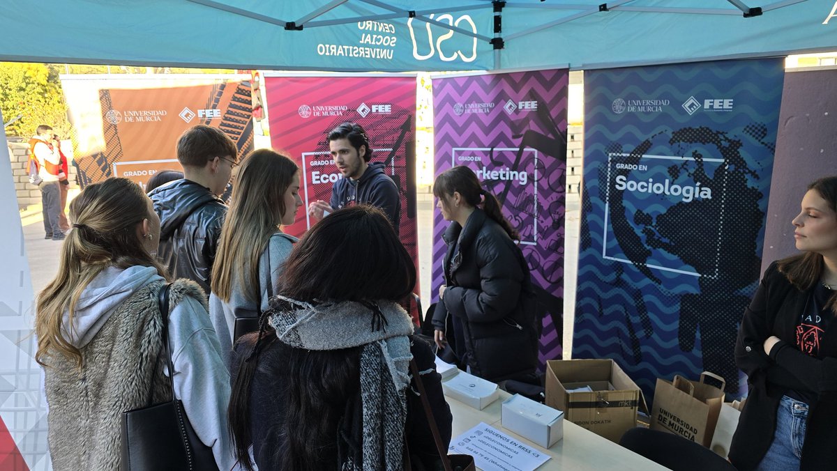 Facultad de Economía y Empresa UMU tweet media