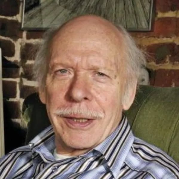 Did a Ray Cooney farce with this comedy genius. He was playing the butler. Stole the show every single night without even trying. 
One of the kindest, gentlest, most generous actors I had the good fortune of working with. 

A true comedy legend. 

RIP Brian Murphy.