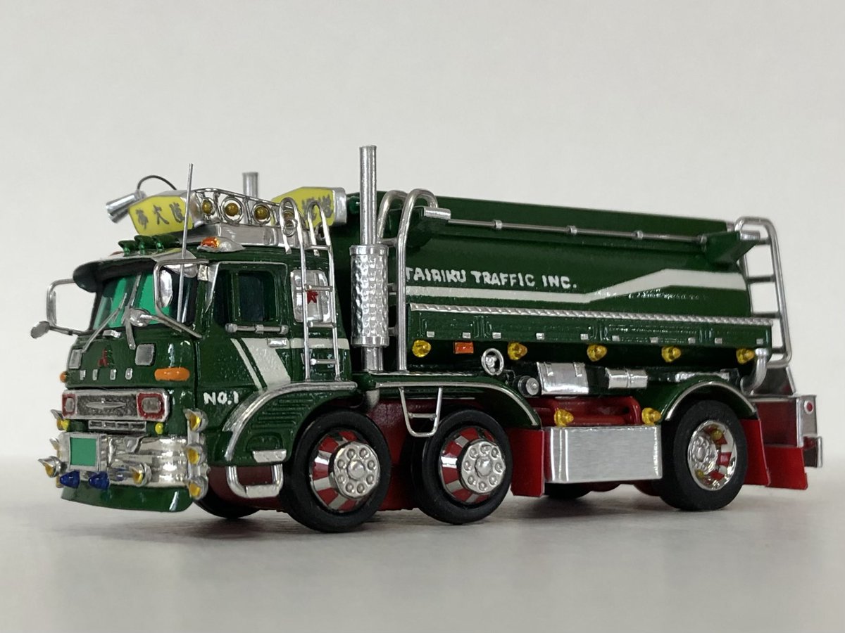 #緑のミニカーがX界隈で少ないので増やしましょう