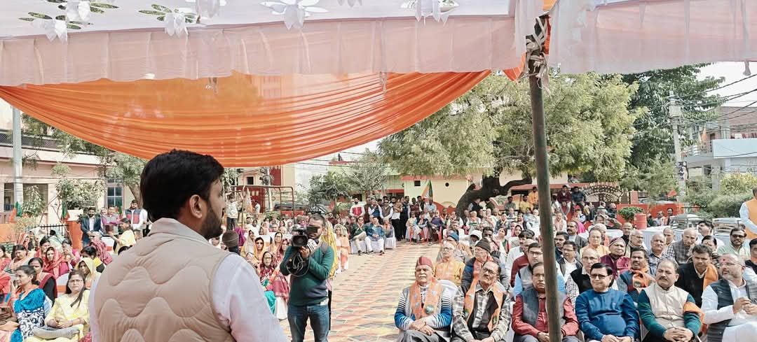 NeerajSinghSays's tweet photo. आज लखनऊ मानस विहार इंदिरा नगर लखनऊ में लाल बहादुर शास्त्री द्वितीय वार्ड के पार्षद भूपेंद्र शर्मा जी के कार्यालय का फीता काटकर उद्घाटन किया व उपस्थित जनमानस को सबोधित किया।         

साथ में विधायक ओपी श्रीवास्तव जी, त्रिलोक अधिकारी जी, सीता नेगी जी, राकेश सिंह जी,रीना चौरसिया जी, देवेंद्र वर्मा जी, डॉक्टर सी वी पाण्डेय जी, राम नारयण अवस्थी जी, संदीप पाठक जी, आशीष मिश्रा जी आदि प्रमुख रूप से उपस्थित रहे।