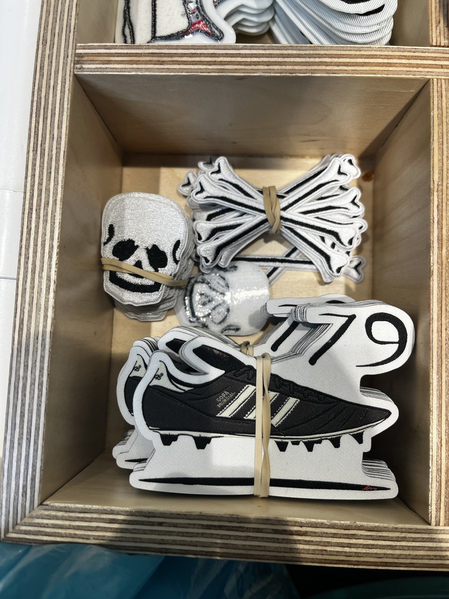 🔥 WIN a One-of-a-Kind adidas Retro Jacket! 🔥
Went searching for Orlando Pirates gear before the Soweto Derby, but EVERYTHING was sold out! So, I had to improvise… I created a LIMITED EDITION retro jacket at the adidas store in Sandton. And now, I’m giving it away!
How to