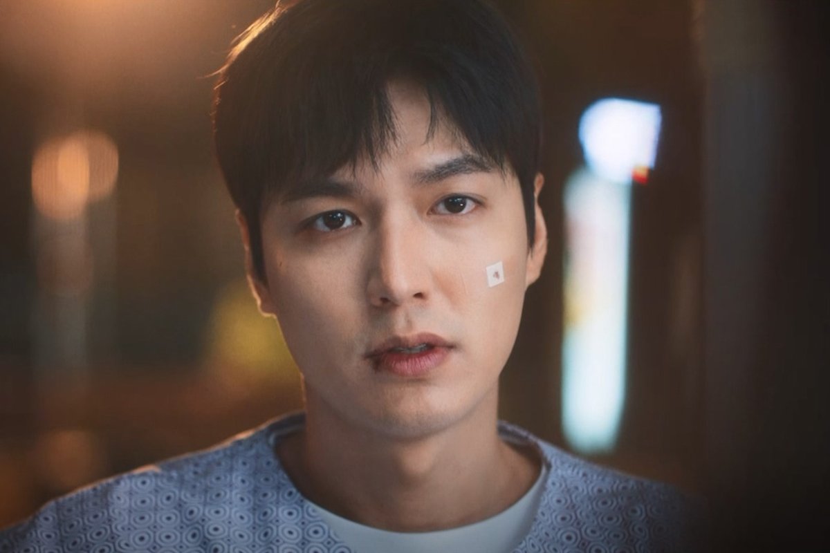 이민호 덮머에 볼 상처까지
덕후들 심장에 불 지르는 청순함♥