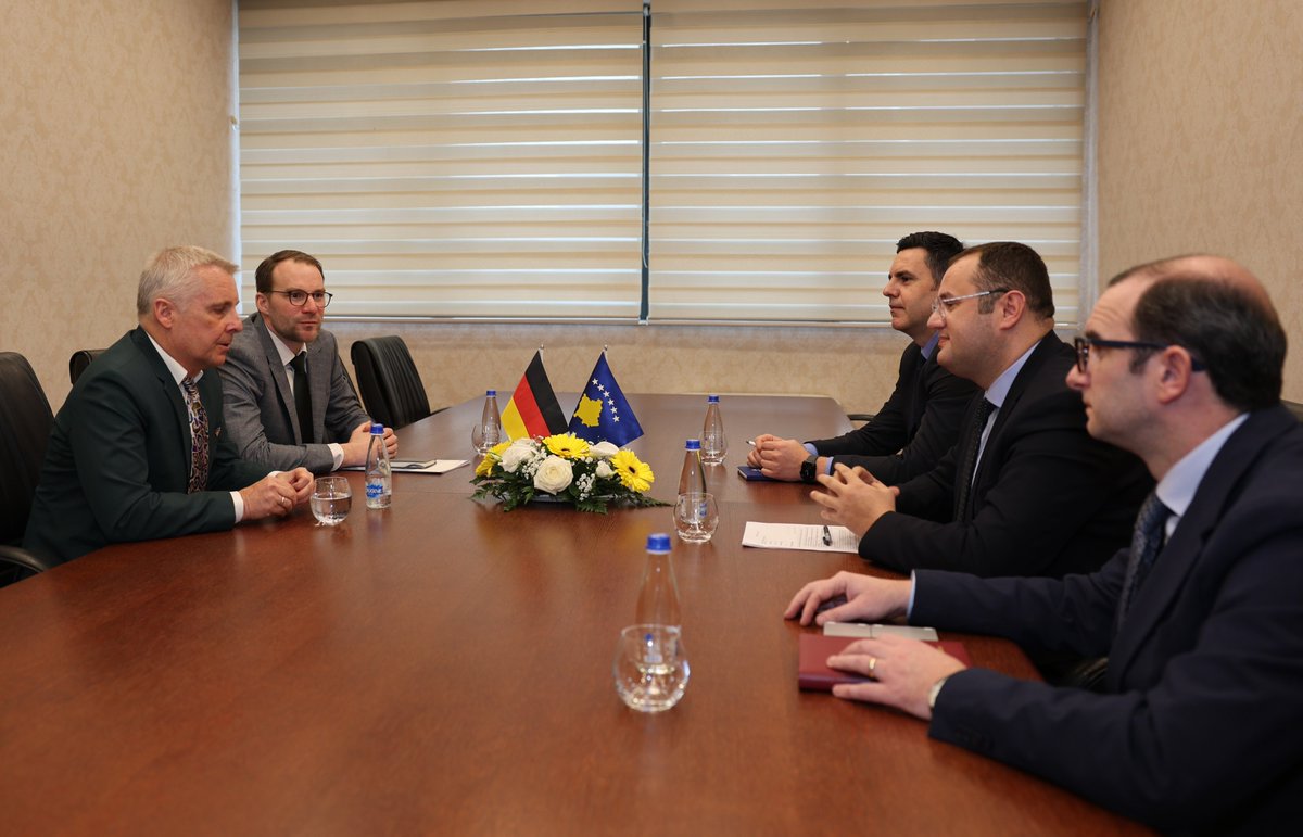 centralbank_rks's tweet photo. Governor Ismaili met with German Ambassador H. E. Jörn Rohde: Developments and reforms in the financial sector discussed

Full Press Release, please read here 🔗: https://t.co/M8lWKWx2ax https://t.co/IosXZPT86m