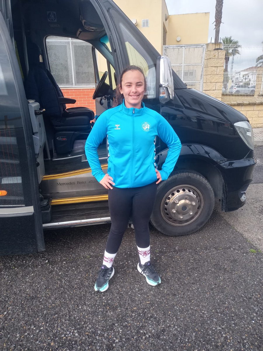 XerezDFC_Futsal's tweet photo. JOHANA RENÉ ROMERO

Nuestra alevín Johana fue convocada ayer para el entrenamiento de la Selección Andaluza que tuvo lugar en la provincia de Córdoba  🙌

¡Nuestra enhorabuena! Sigamos trabajando y disfrutando. https://t.co/mu3qPDkTsh