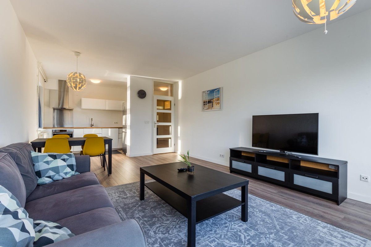 😍 VERKOCHT 😍 Modern, energiezuinig, gunstig gelegen, 3- kamer hoekappartement! 

 mve.to/ul-8HTf5lg #deBreeMakelaardijZaanstad #Verkocht #Hoofddorp