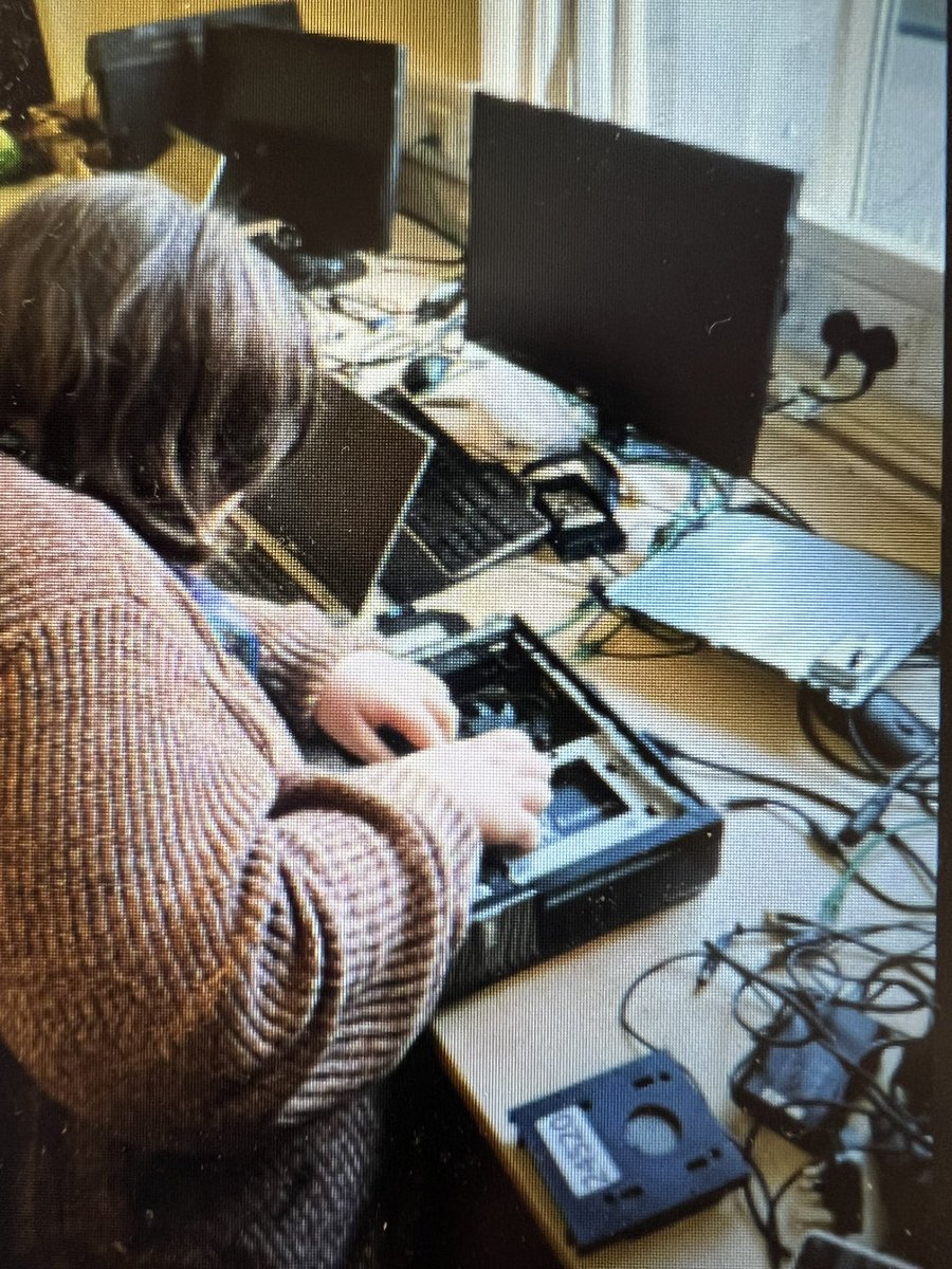 LMCSInternships's tweet image. Meet our intern Jake. Jake is doing 3 placements in RLI: Medical Unit 1, IT and Ward 22. Jake is developing a variety of skills: customer service and IT skills. Well done Jake!