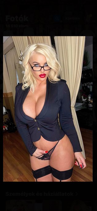 IzabellaMandity