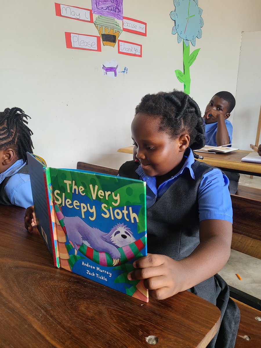 explorer_school's tweet photo. Teachers are the foundation of strong academics, guiding students through letters, numbers, and the joy of discovery. 

Learning goes beyond the classroom—it’s about building confidence, curiosity, and critical thinking. https://t.co/r6jCiM8rvA