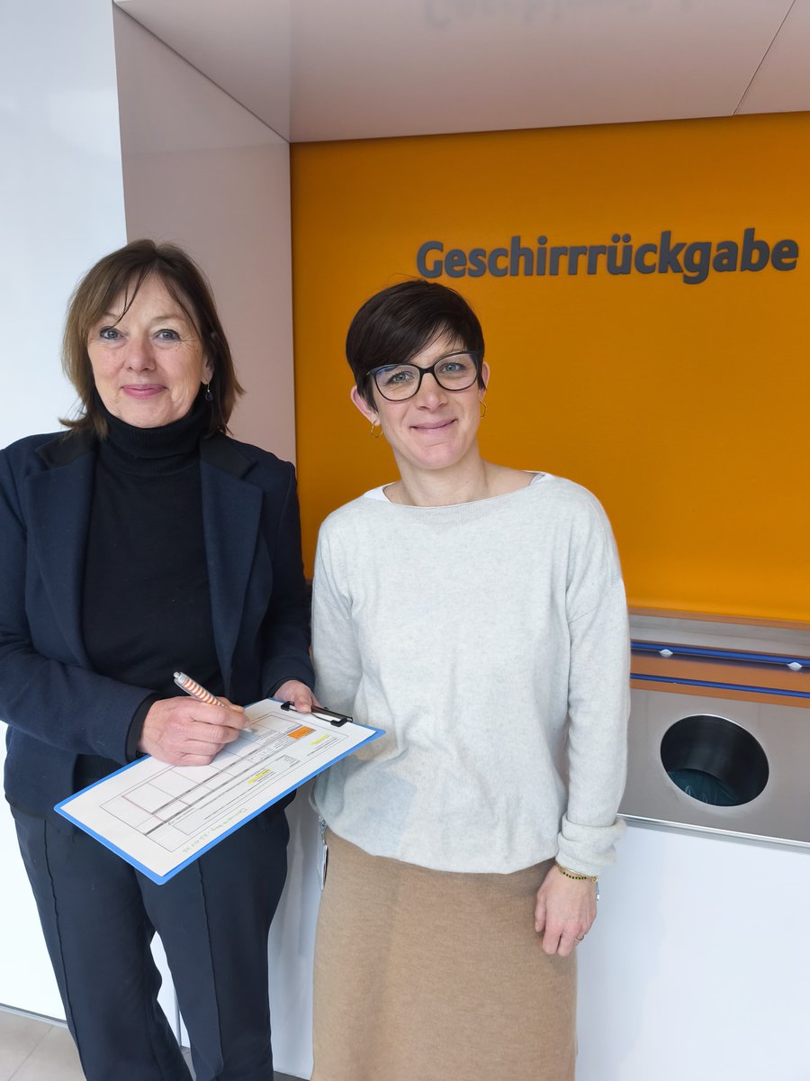 Circular Munich (@circularmunich) on Twitter photo 🚀 A pilot project to tackle #foodwaste in Munich’s business canteens!
#CircularMunich (#GoodFoodCircle), #CharlieLars & #ChangeCorporation are working with <a href="/StadtMuenchen/">Stadt München</a> to test circular solutions for a large company restaurant serving 1,300 meals/day. 🍽️
Ⓜ️♾
#Circularity 🚀 A pilot project to tackle #foodwaste in Munich’s business canteens!
#CircularMunich (#GoodFoodCircle), #CharlieLars & #ChangeCorporation are working with <a href="/StadtMuenchen/">Stadt München</a> to test circular solutions for a large company restaurant serving 1,300 meals/day. 🍽️
Ⓜ️♾
#Circularity