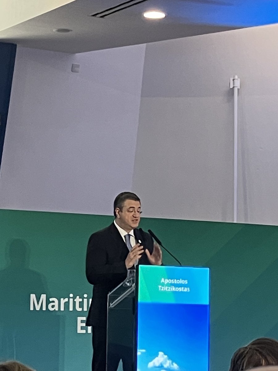 FEPORT_LKB tweet media