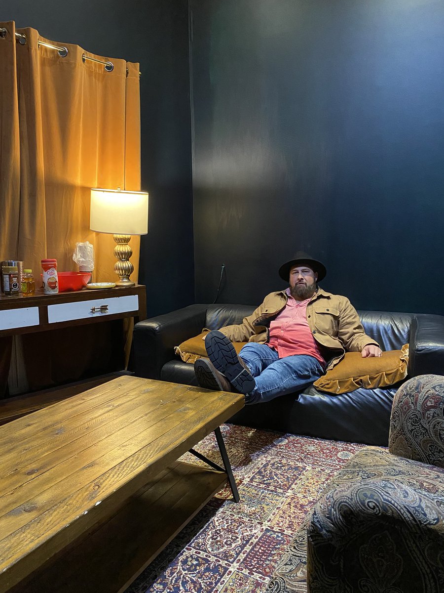 CanadianSound's tweet image. A couple pics from November’s show at the Horseshoe Tavern. 

Backstage and onstage.

#thehorseshoetavern #Toronto