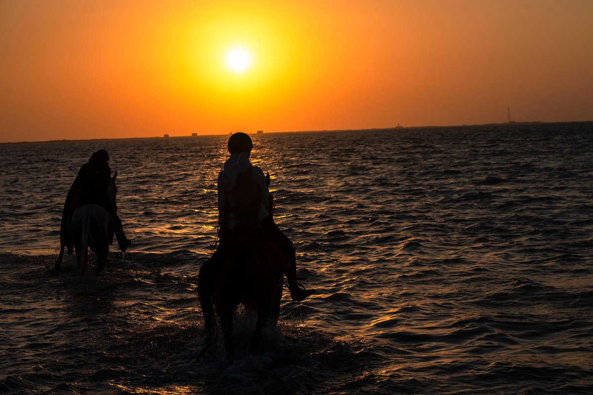 makkahregion's tweet photo. #غروب_الشمس 🌇🌊
#جدة https://t.co/fn4SMFyaA3