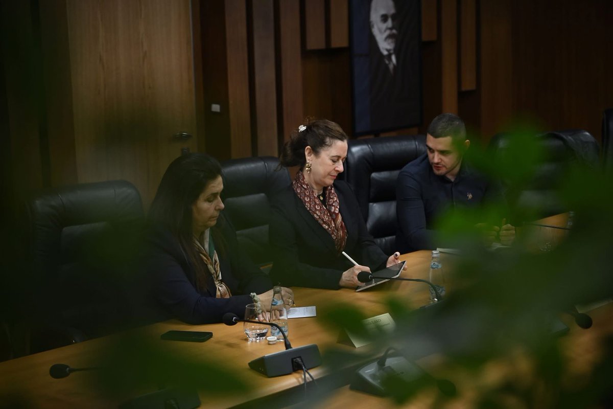 I urova mirëseardhjen dhe e falënderova për mbështetjen që UNDP ofron në rritjen e aksesit në drejtësi dhe forcimin e ndihmës juridike falas për qytetarët. 🙌