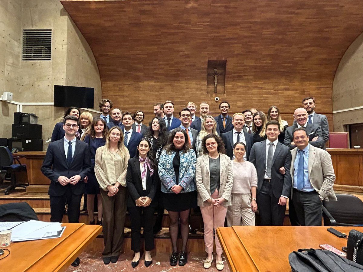 EuropeanBars's tweet photo. 📢 Highlights from the 2025 #FBE International Contract Competition in Palermo! ⚖️✨

#FBE #LegalExcellence #ContractCompetition #FutureLawyers https://t.co/7NCFHlfvd9
