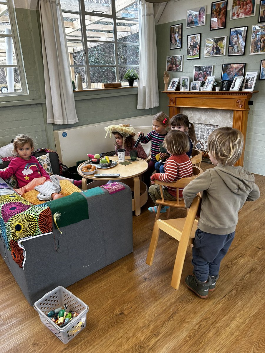 LExplorersUsk's tweet photo. We loved celebrating Lunar New Year, we looked @ examples of lucky envelopes &amp; had a go @ making our own.  We saw Abbie celebrating with her family &amp; learned some traditions - cleaning/getting rid of ‘bad things’. We have seen child initiated decorating and celebrations this week https://t.co/wJFY5gXRWt
