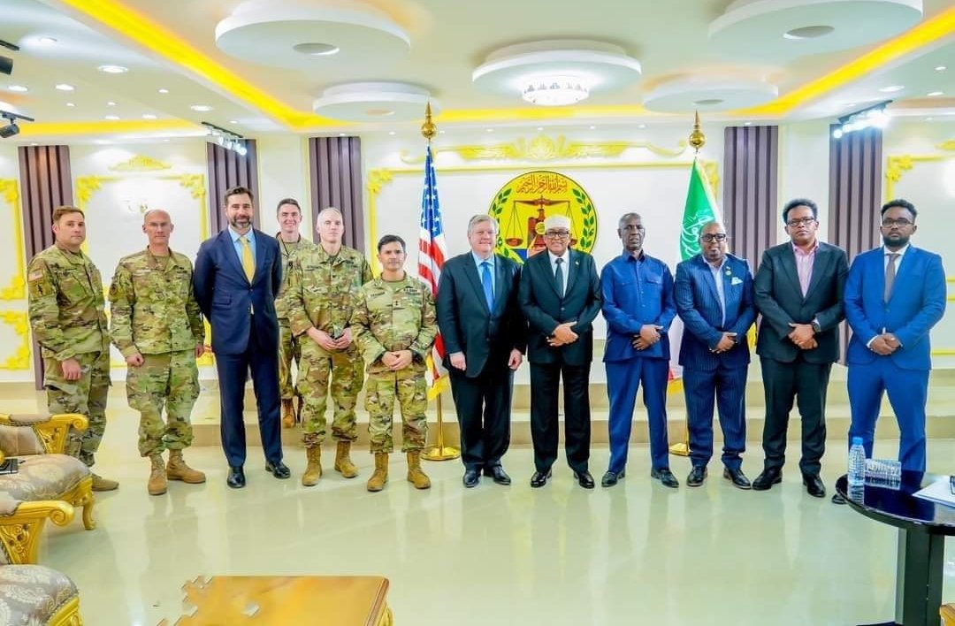 The US military is likely to transition to Berbera Airport base and port, as these strategic assets offer a less congested alternative to Djibouti. With the potential for a sole US presence, this move will be securing vital access without shared responsibilities. #USmilitary