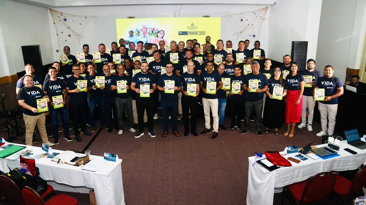 AdventistasARF's tweet photo. Lançamento do 10 Dias de Oração 2025, em nosso concílio ministerial.

Ideias e planos foram traçados para serem realizados envolvendo todas as  nossas comunidades locais, em busca do verdadeiro reavivamento. #VemComigo #EuVou https://t.co/TFfm2AUiyz