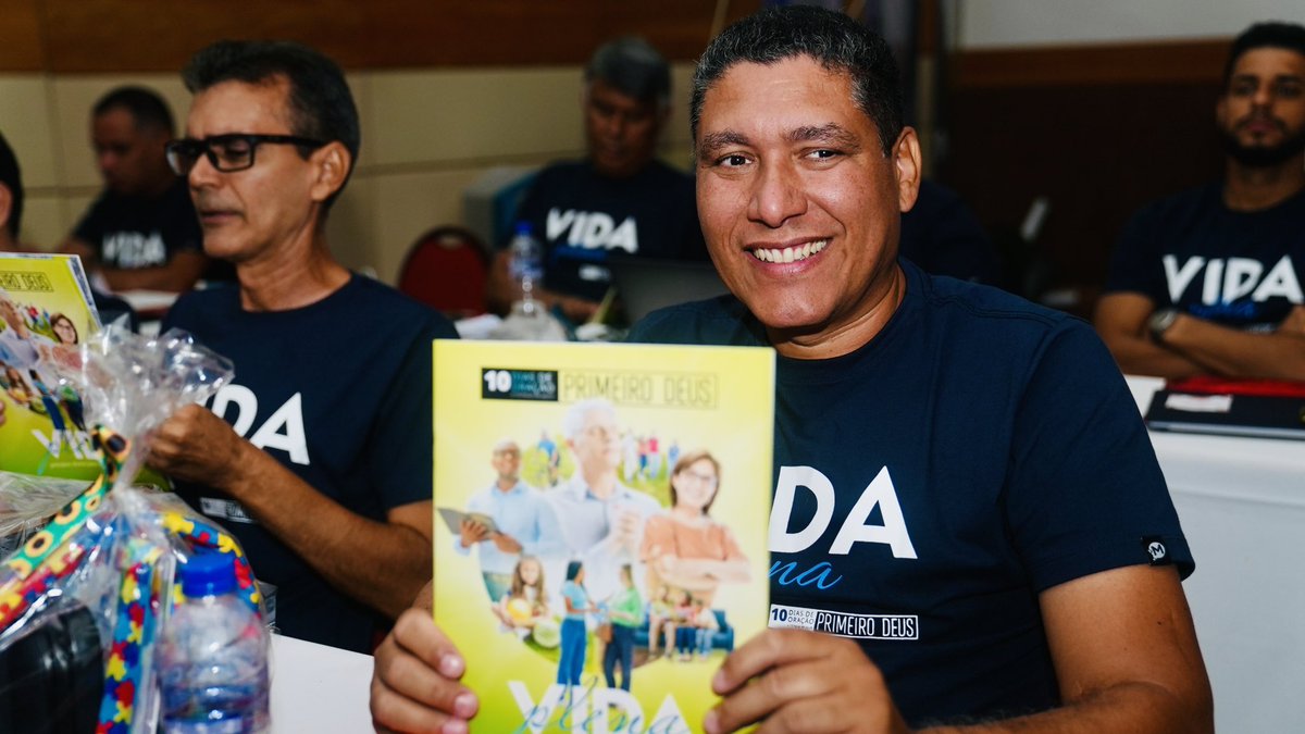 AdventistasARF's tweet photo. Lançamento do 10 Dias de Oração 2025, em nosso concílio ministerial.

Ideias e planos foram traçados para serem realizados envolvendo todas as  nossas comunidades locais, em busca do verdadeiro reavivamento. #VemComigo #EuVou https://t.co/TFfm2AUiyz
