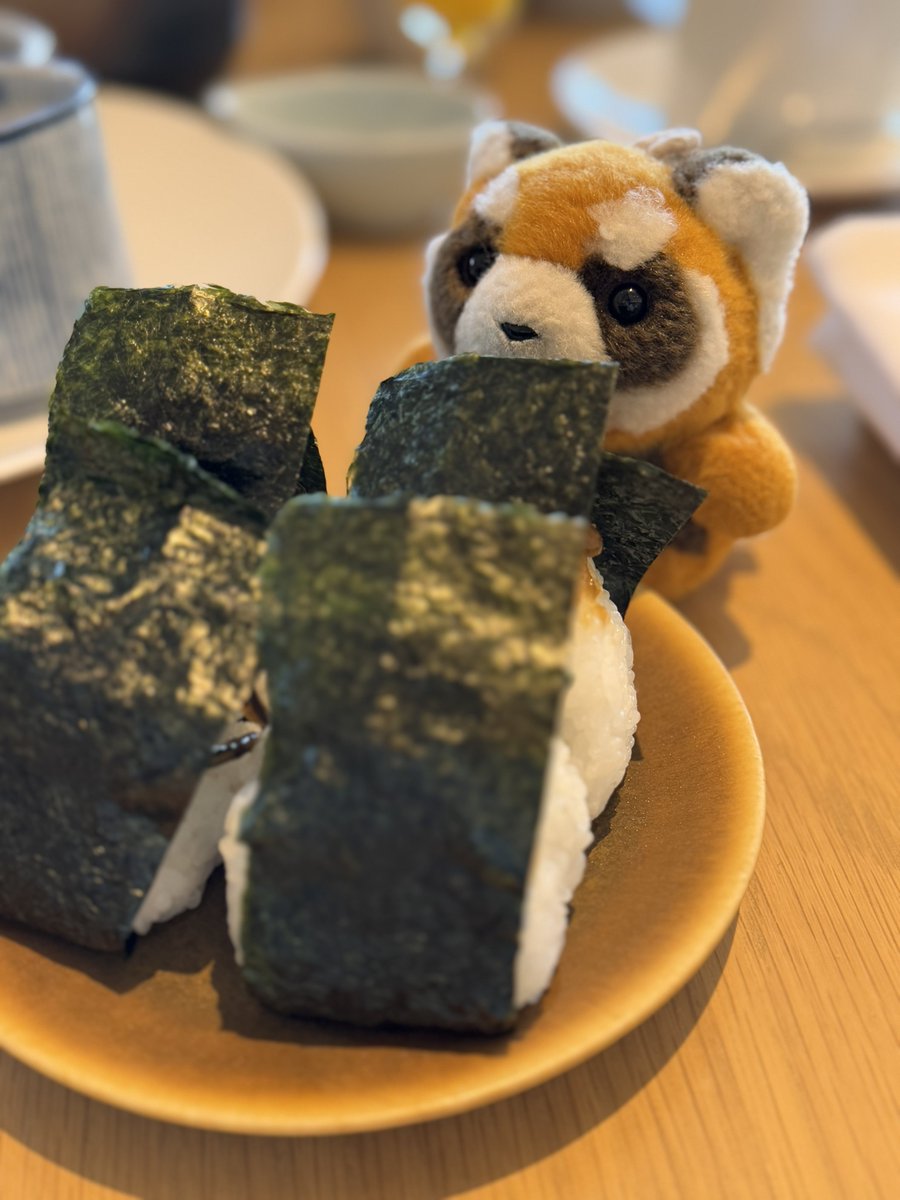 gogo_hammer's tweet photo. 食べきれないﾊﾝﾏな…( ╹ (ᴥ)╹) https://t.co/xalX3l931R