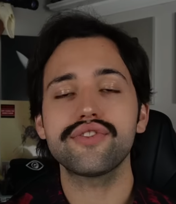 TractorDrivnSOB's tweet photo. Why are the frames I pause @Wendigoon8 on so cursed? https://t.co/NzM3F4tO7y