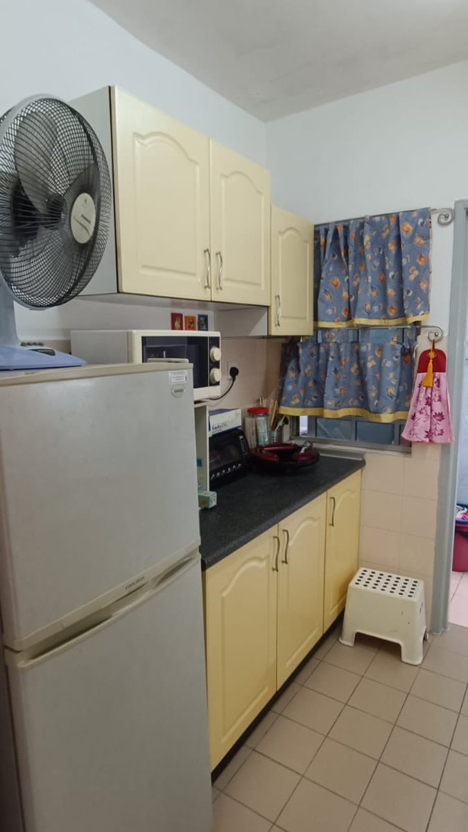 NazifaNazirah's tweet photo. BILIK UNTUK DISEWA (Perempuan Sahaja)

- Master Room attached bathroom
- Near LRT Lembah Subang 
- Fully Furnished
- RM750 exclude utilities
- Kemasukan bulan March 2025

📍Ara Damansara/ PJ (D’aman Crimson Apartment
 
Ws-  https://t.co/L3lJaWGkve (Sorfina)

#biliksewa https://t.co/i3PXv4VHrR