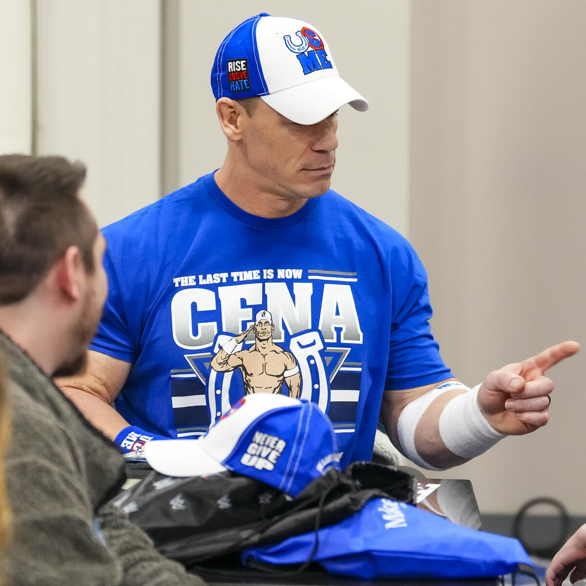 WrestleFeatures's tweet photo. John Cena met with four Make-A-Wish kids before the Royal Rumble.

Cena has granted over 650 wishes.

🐐 https://t.co/TpJBOSNg8o