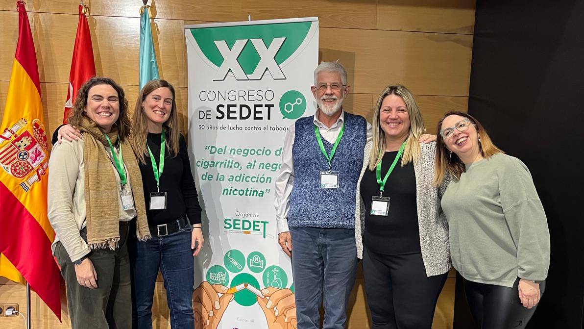 Tobacco Control Unit (ICO-IDIBELL) (@tobcontrolunit) on Twitter photo La UCT va participar en el XX Congrés de la Societat Espanyola d’Especialistes en Tabaquisme per parlar sobre reducció de danys, nous productes de nicotina i presentar la <a href="/XarxaCHsF/">Xarxa Catalana d'Hospitals sense Fum</a> com a model d'èxit.
👉icoprevencio.cat/uct/ultimes-no…
#CongresoSEDET2025 La UCT va participar en el XX Congrés de la Societat Espanyola d’Especialistes en Tabaquisme per parlar sobre reducció de danys, nous productes de nicotina i presentar la <a href="/XarxaCHsF/">Xarxa Catalana d'Hospitals sense Fum</a> com a model d'èxit.
👉icoprevencio.cat/uct/ultimes-no…
#CongresoSEDET2025
