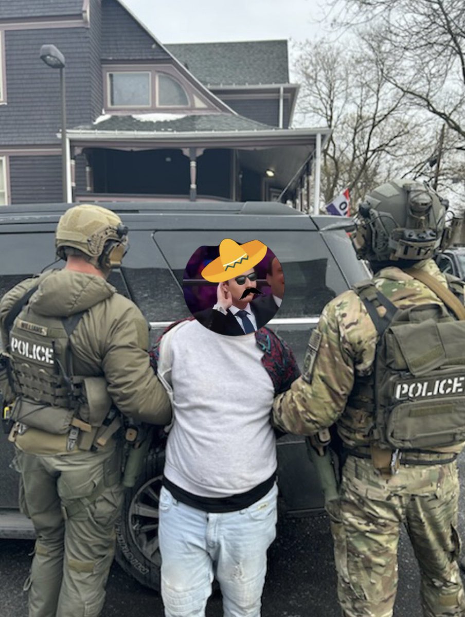 marlinslayer68's tweet image. Me if drinking blue pow after a long run was illegal #ICE