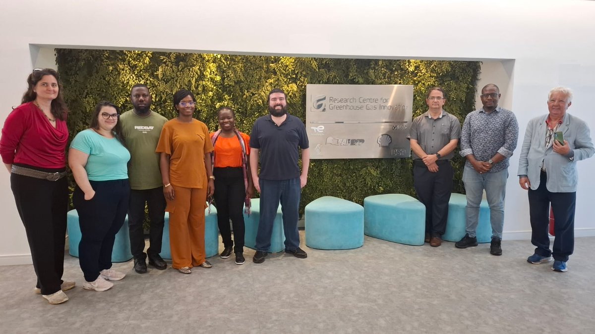 rcgipage's tweet photo. 🌍✨ Last Friday, January 31, 2025, RCGI had the honor of welcoming a distinguished delegation from Angola!
We were delighted to host representatives from the Ministry of Mineral Resources, Petroleum, and Gas (MIREMPET) and Comanda Educação Corporativa.
#RCGI #USP #Innovation https://t.co/WKGcDfGvVb