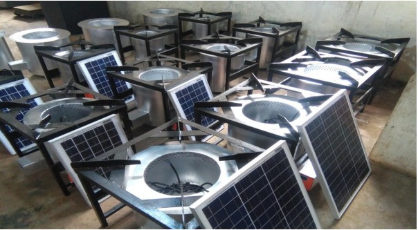 ruwesng's tweet image. At Rural Women Energy Security Nigeria #RUWES, we are making this future a reality!  
With #cleancookingstoves, #solarenergy, and #BiogasSolutions, we are not just introducing #technology, we are igniting #hope, #savinglives, and breaking barriers.