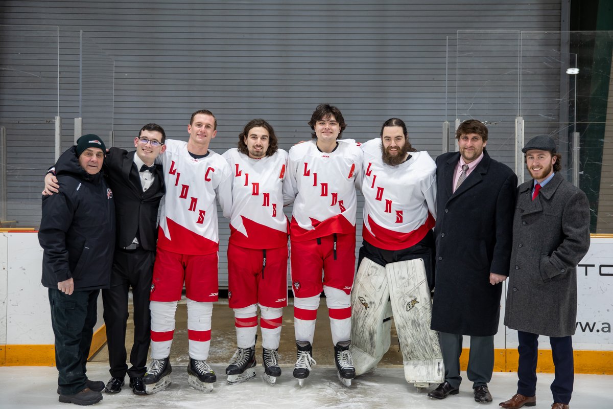 bryn_athyn's tweet photo. In January we recognized our men's ice hockey seniors prior to their game against TCNJ.  The lions rose to the occasion with a 6-2 win! Congratulations to the team and to our four seniors 🦁🏒 https://t.co/g0xmsBPe34