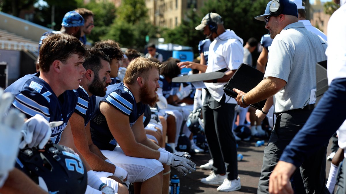 saloburs07's tweet photo. 3 iPads. 1 Ivy League Title.

Using @GameStrat our DEF coaches were able to show the guys film instantaneously and make adjustments that were crucial in locking down #14/18 ranked Lafayette en route to @CULionsFB first Ivy League title since 1961.  #GameStrat #FIGHT https://t.co/W0f54VJ4Tu