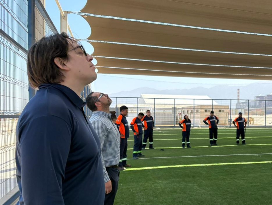 Ultraport_Chile's tweet image. Momento de recargar energía en #UltraportTGN!

Realizamos una pausa activa guiada por sportlife, promoviendo el bienestar y la salud en nuestras operaciones. Pequeñas acciones como éstas marcan la diferencia en el día a día. ¡Sigamos avanzando con energía!

#BienestarLaboral