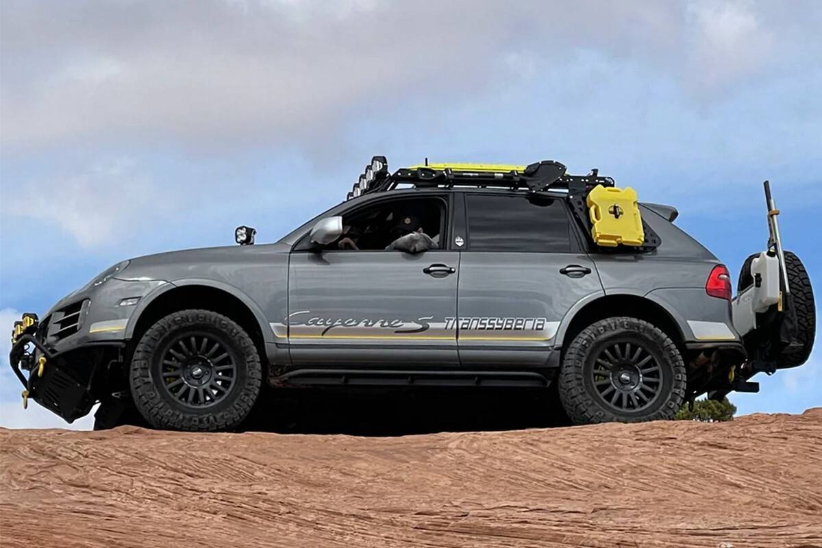 HemmingsNews's tweet photo. This Porsche Cayenne Transsyberia is an off-road legend—1 of only 16 from a limited global run of 285! 

Available Now on https://t.co/hpaY4fCwGr https://t.co/O99G3m8F2b

#Hemmings #PorscheCayenne #OffRoadLegend #Transsyberia #AdventureReady #LimitedEdition #OffRoadGear https://t.co/PaDOegBPhs
